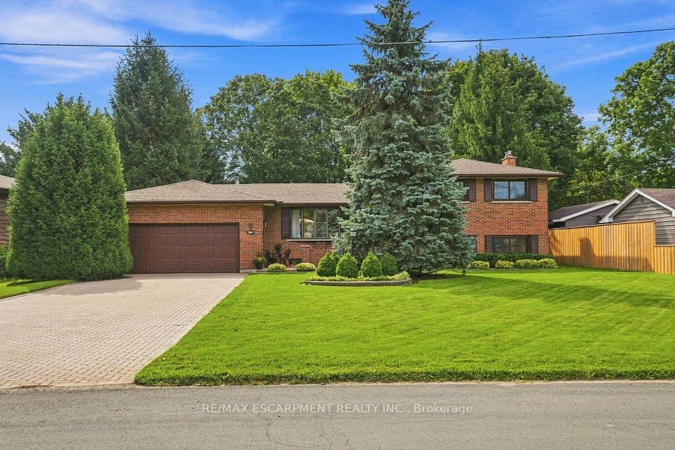 8 Norbert Street, Kitchener, ON N2K 1E6 – photo 2