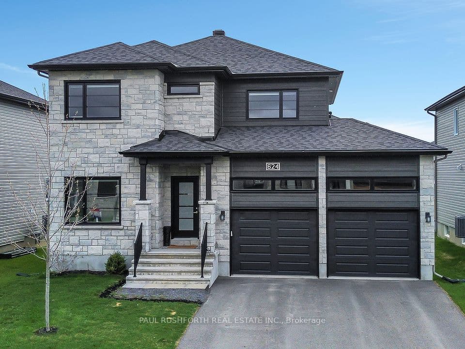 624 Geneva Crescent, Russell, ON K0A 1W0 – main photo