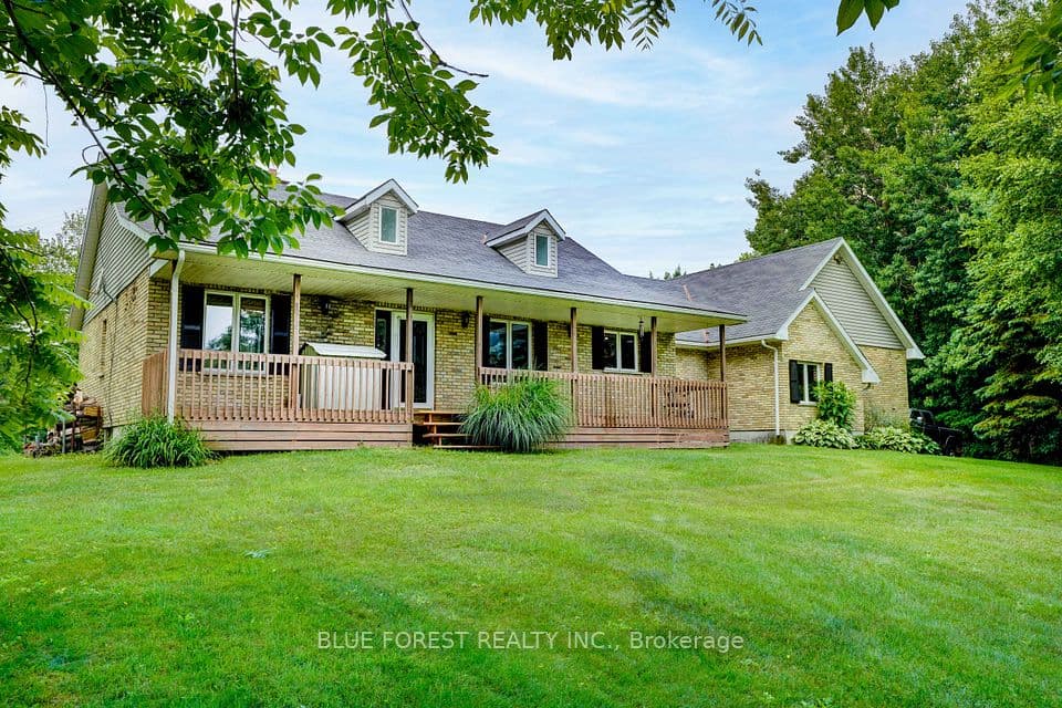 23706 Gray Line, West Elgin, ON N0L 2C0 – main photo