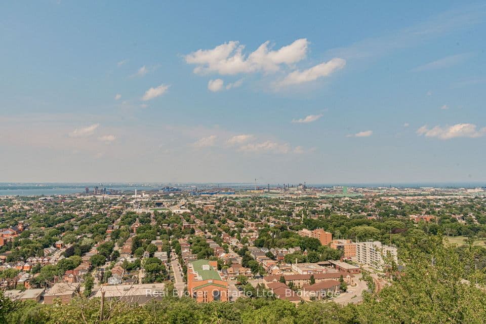 5 East 36th Street 205C, Hamilton, ON L8V 3Y6 – photo 2