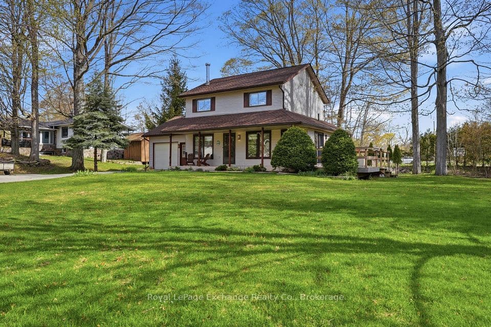924 Tanglewood Drive, Huron-Kinloss, ON N2Z 2X3 – main photo