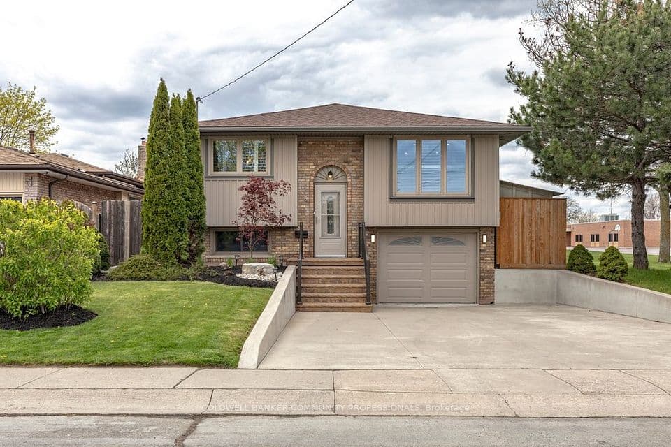 116 Highridge Avenue, Hamilton, ON L8E 3Y9 – main photo