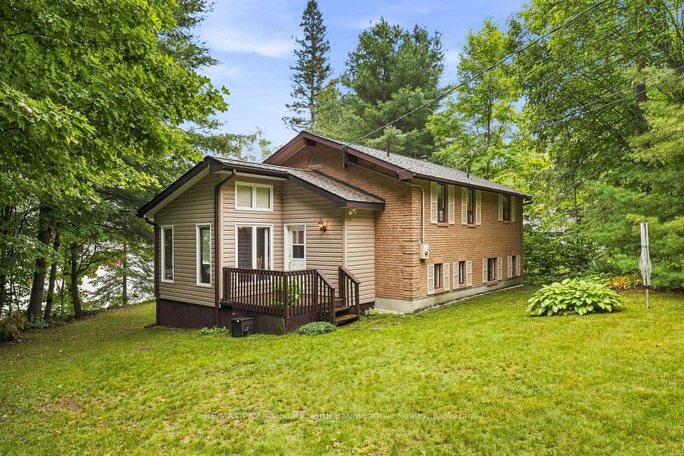 5932 Haliburton Lake Road, Dysart et al, ON K0M 1S0 – photo 3