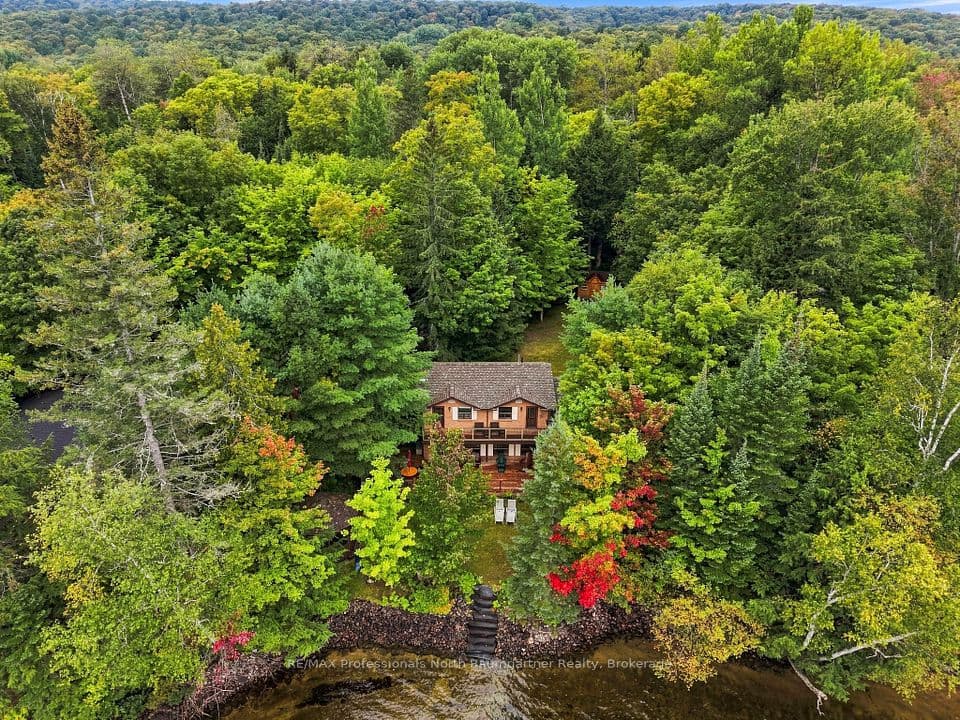 5932 Haliburton Lake Road, Dysart et al, ON K0M 1S0 – main photo