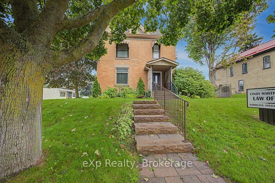 22 Harvey Street, Tillsonburg, ON N4G 3J6 – photo 3