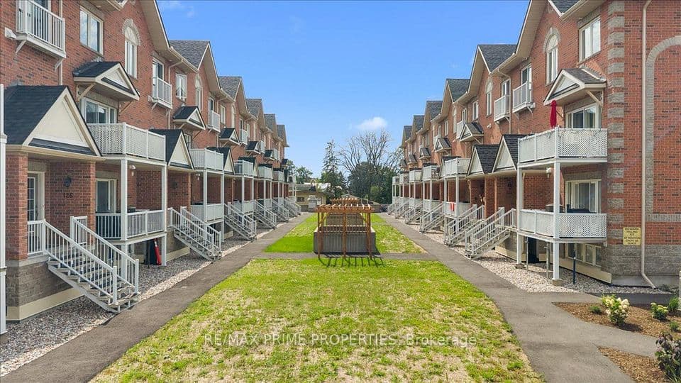3265 St Joseph Boulevard 117, Orleans - Cumberland and Area, ON K1E 3Y2 – photo 2
