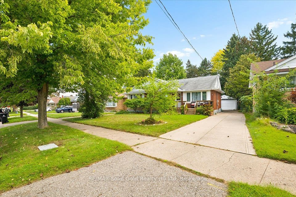 35 Edinburgh Road, Kitchener, ON N2B 1M4 – photo 3