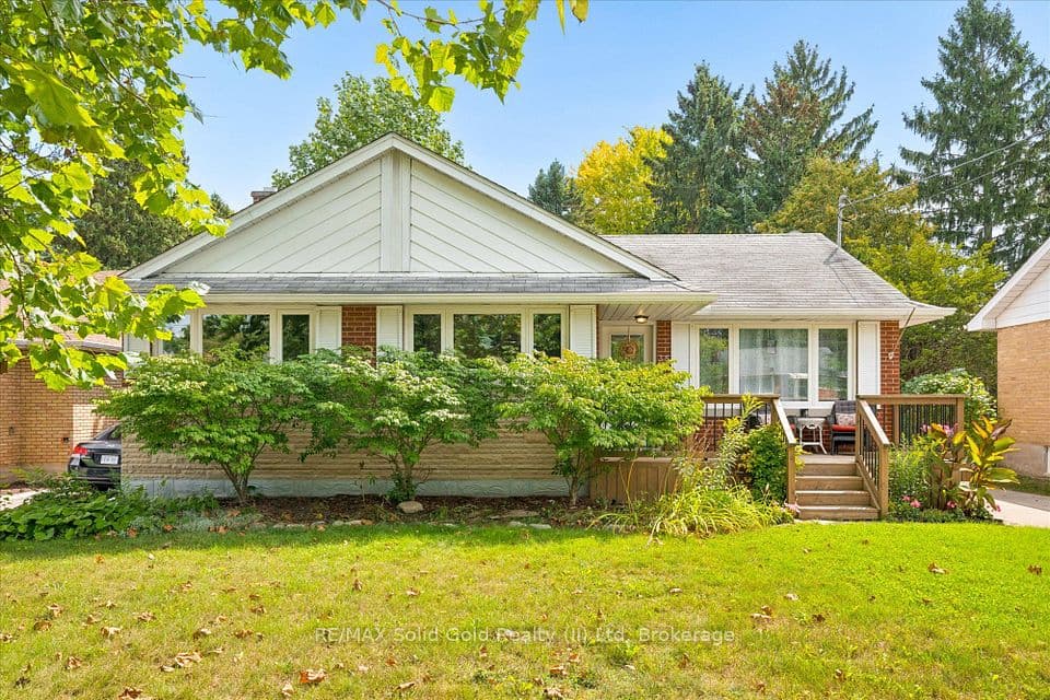 35 Edinburgh Road, Kitchener, ON N2B 1M4 – photo 2