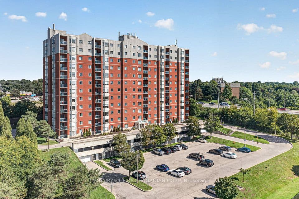 30 Chapman Court 203, London North, ON N6G 4Y4 – photo 2