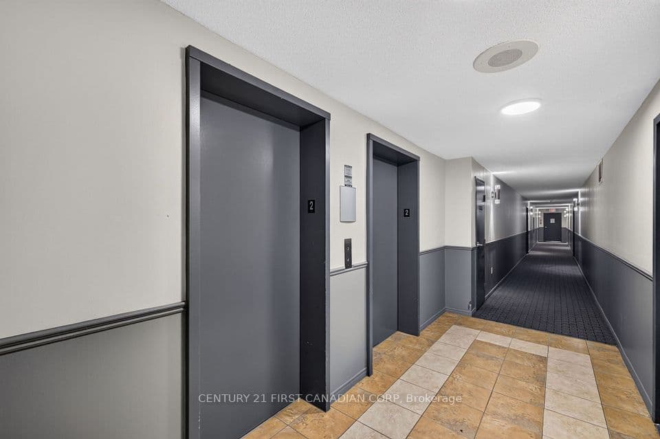 30 Chapman Court 203, London North, ON N6G 4Y4 – photo 3