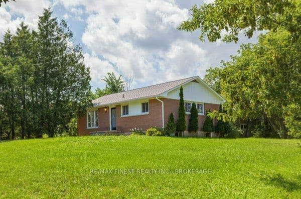 1604 Joyceville Road, Kingston, ON K7L 4V1 – main photo