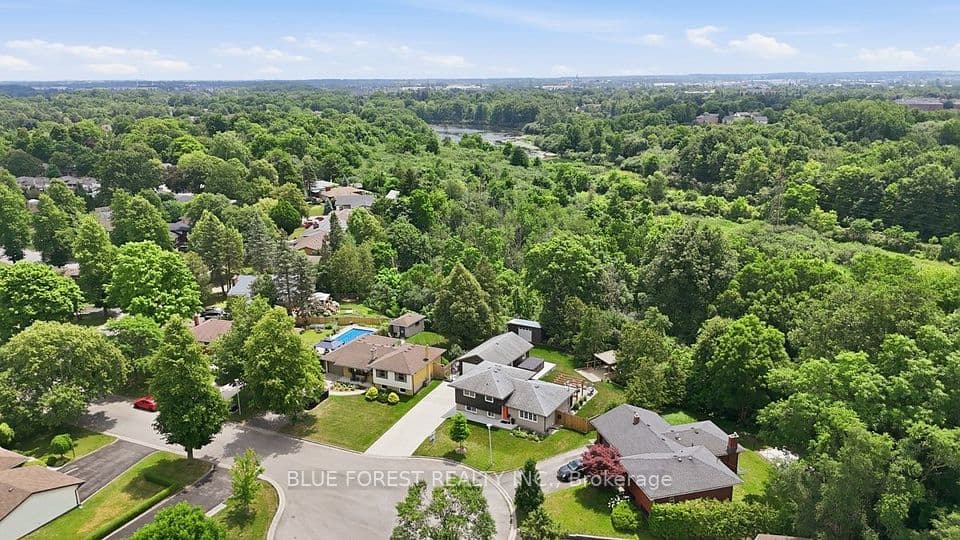 21 Agincourt Place, London South, ON N5Z 4E8 – photo 2