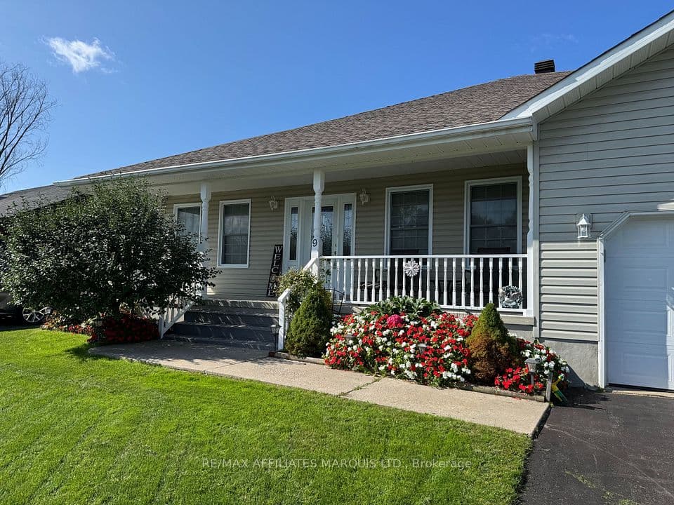 9 Grove Street, South Dundas, ON K0E 1K0 – photo 3