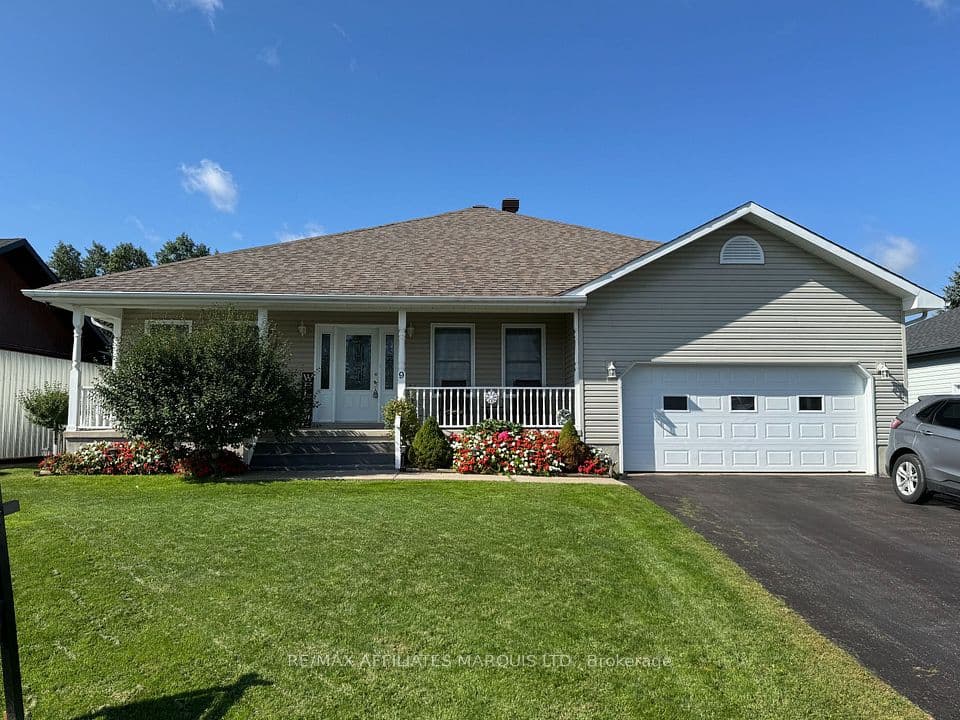 9 Grove Street, South Dundas, ON K0E 1K0 – main photo