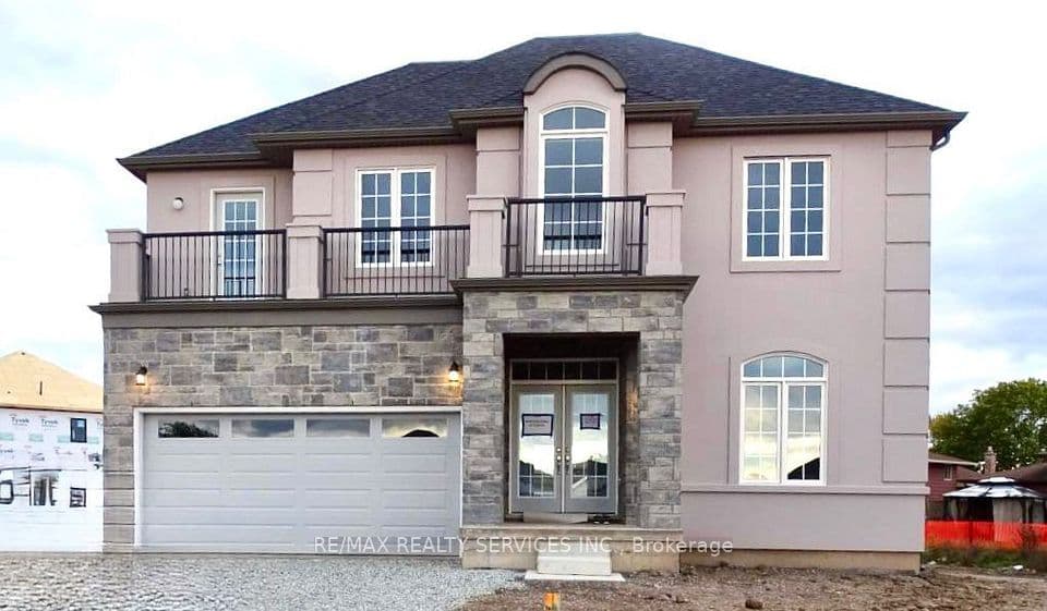204 Bethune Avenue, Welland, ON L3B 0H6 – main photo