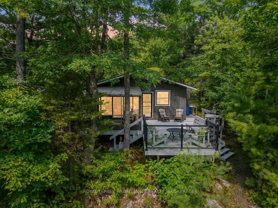 811 Hermit Thrush Lane, Leeds and the Thousand Islands, ON K0H 2N0 – photo 2