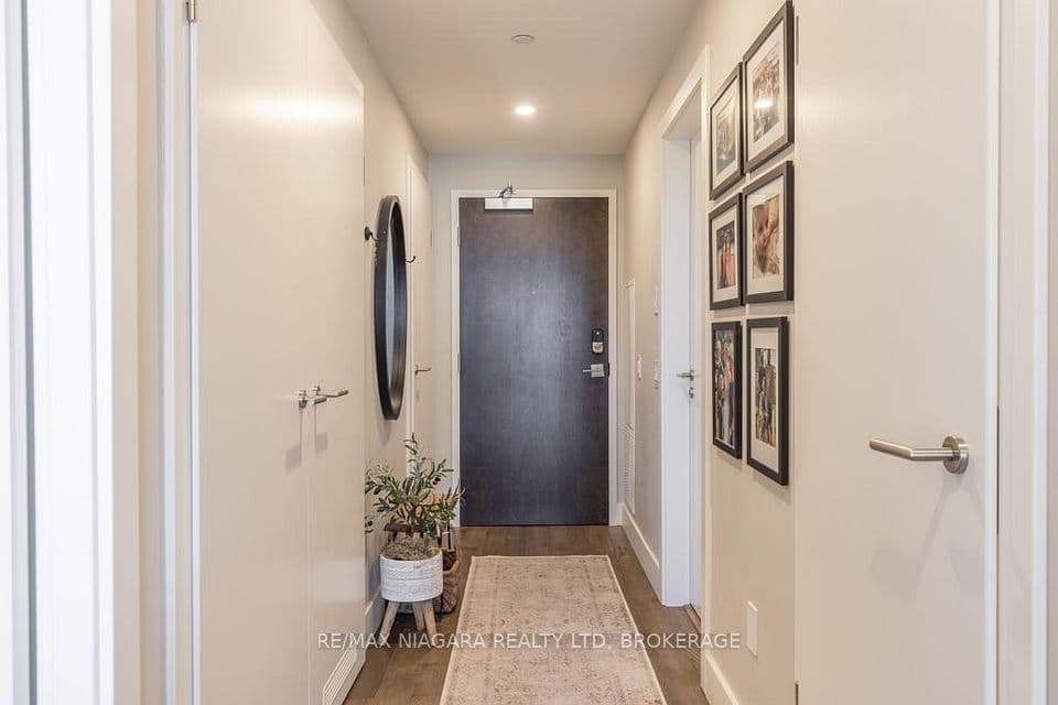 57 Lakeport Road 302, St. Catharines, ON L2N 4P6 – photo 3