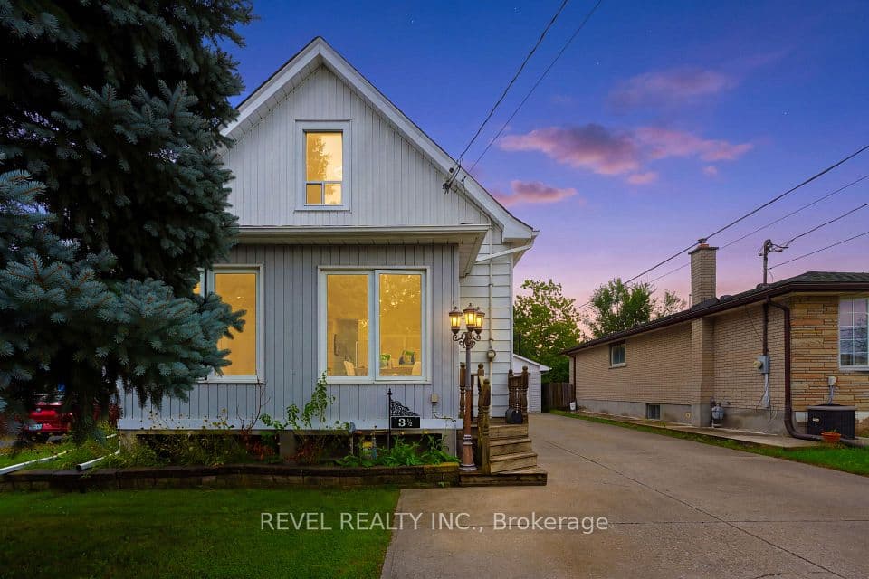 3 1/2 Dundonald Street, St. Catharines, ON L2P 2A8 – photo 2