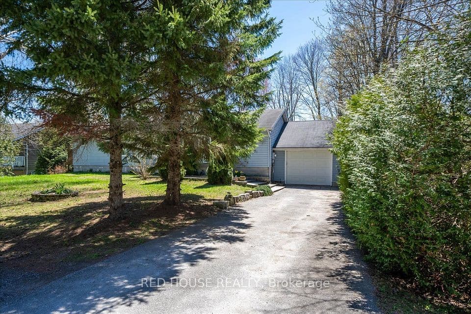 32 Mcleish Drive, Kawartha Lakes, ON L0K 1W0 – photo 3