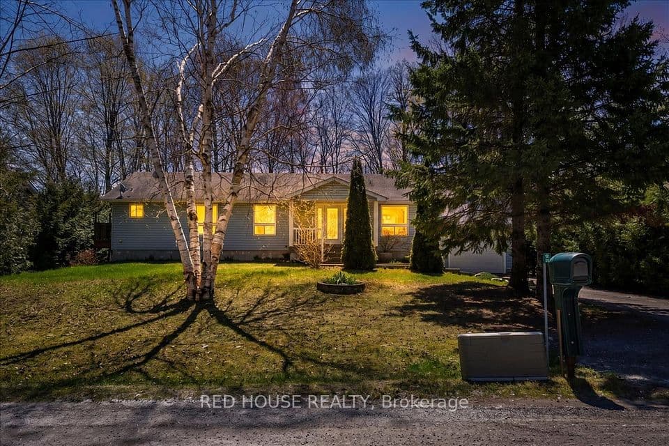 32 Mcleish Drive, Kawartha Lakes, ON L0K 1W0 – main photo
