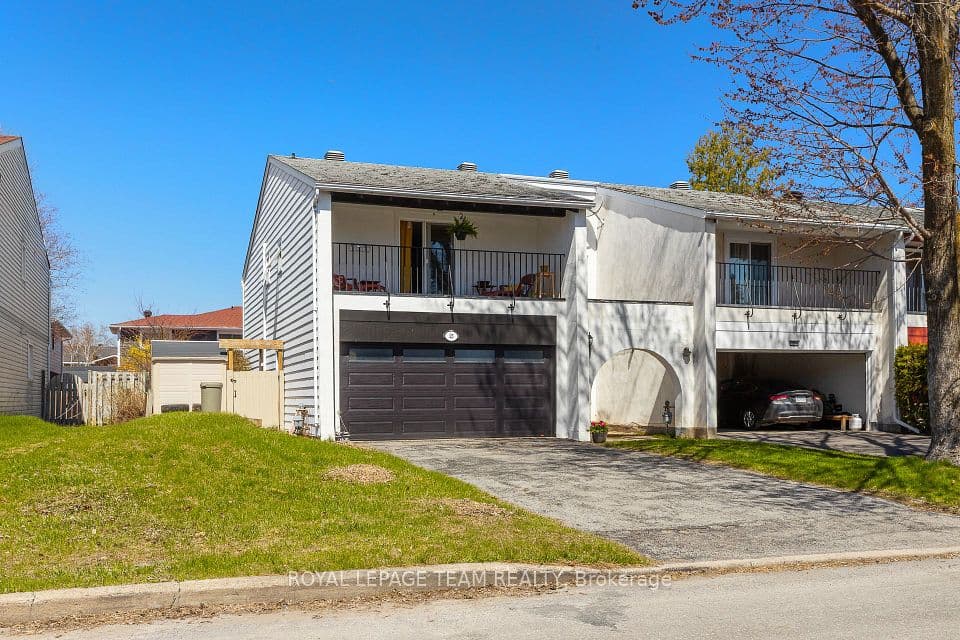 25 Grady Crescent, South of Baseline to Knoxdale, ON K2H 5S2 – photo 3