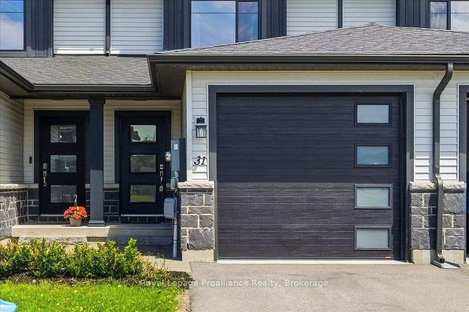 31 Dewal Place, Belleville, ON K8P 0H3 – photo 2
