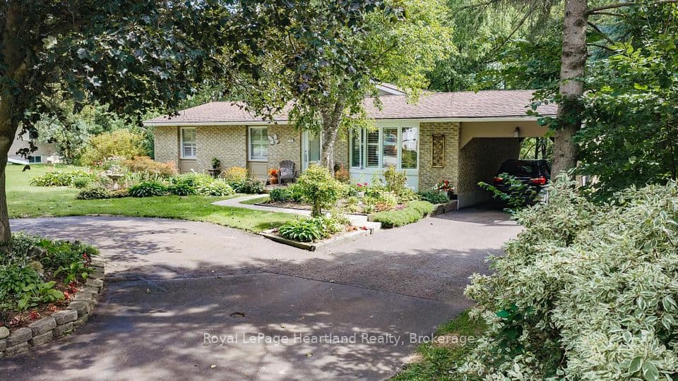 138 Victoria Terrace, Central Huron, ON N0M 1L0 – main photo
