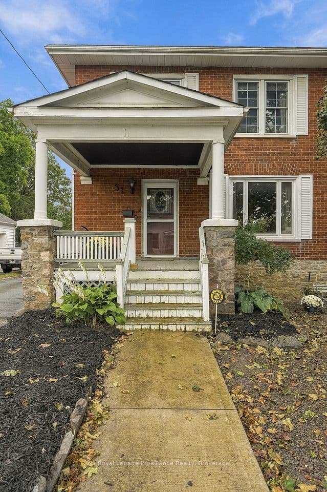 31 Grove Street, Belleville, ON K8P 1W1 – photo 3