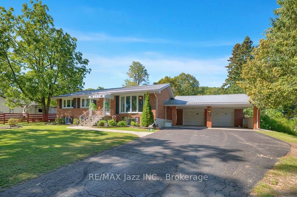 480 Murray Street, Quinte West, ON K8V 5P4 – main photo