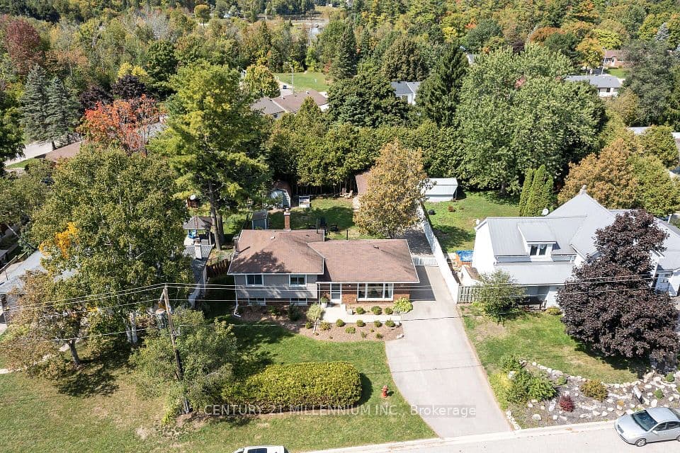 27 Dundas Street W, Erin, ON N0B 1T0 – photo 2