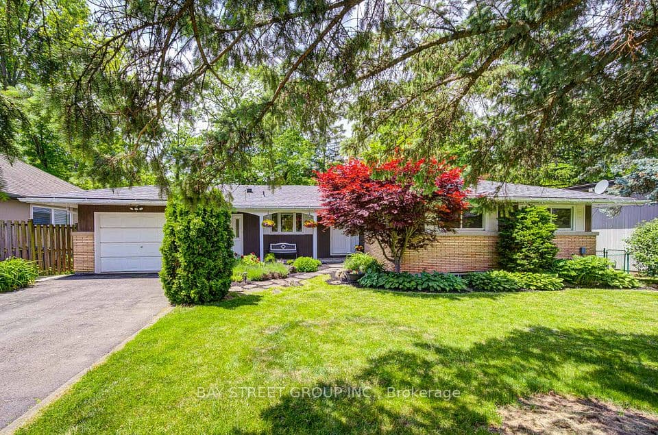 88 MARSDALE Drive, St. Catharines, ON L2T 3S9 – photo 2