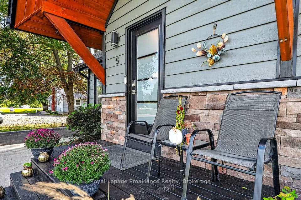 5 Carleton Boulevard, Hamilton Township, ON K9A 0S9 – photo 3