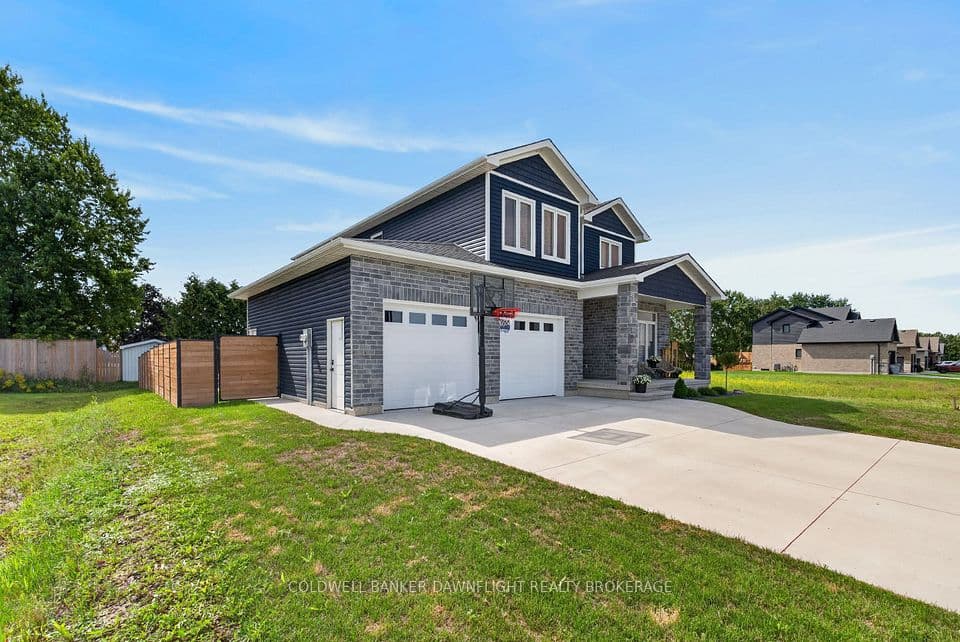 499 Motz Boulevard, South Huron, ON N0M 1S1 – photo 3