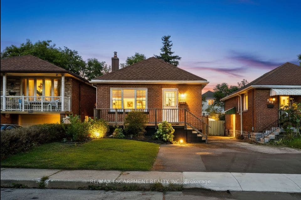 256 East 25th Street, Hamilton, ON L8V 3A7 – photo 2