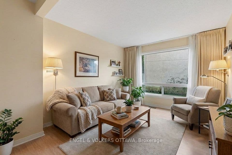 1280 Cahill Drive 18, Hunt Club - South Keys and Area, ON K1V 9R1 – main photo