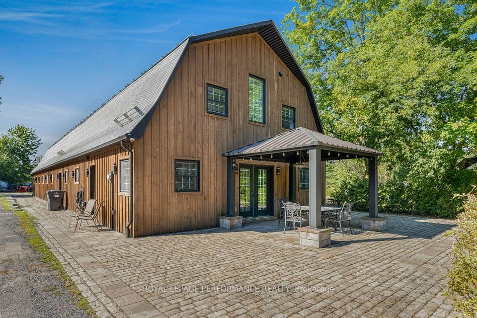 439 Front Road W, Champlain, ON K0B 1K0 – main photo