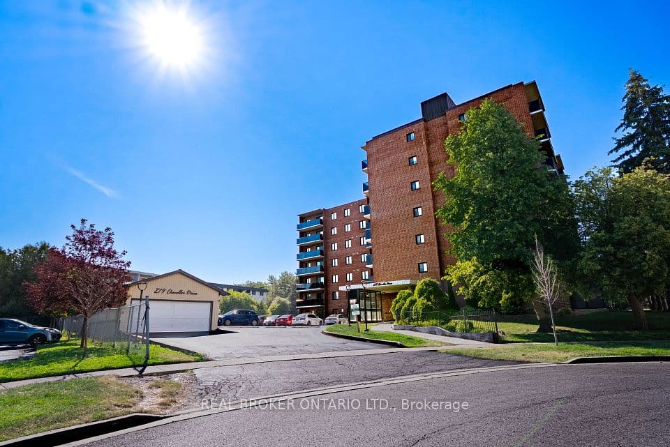 279 Chandler Drive 203, Waterloo, ON N2E 1X6 – photo 2