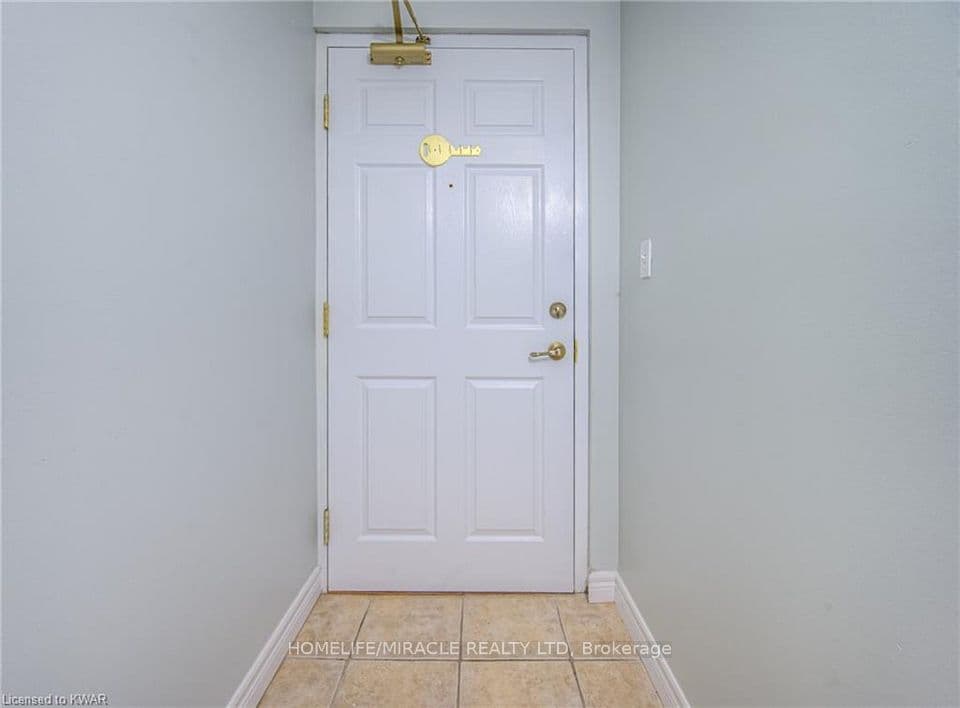 415 Grange Road 101, Guelph, ON N1E 0C4 – photo 3