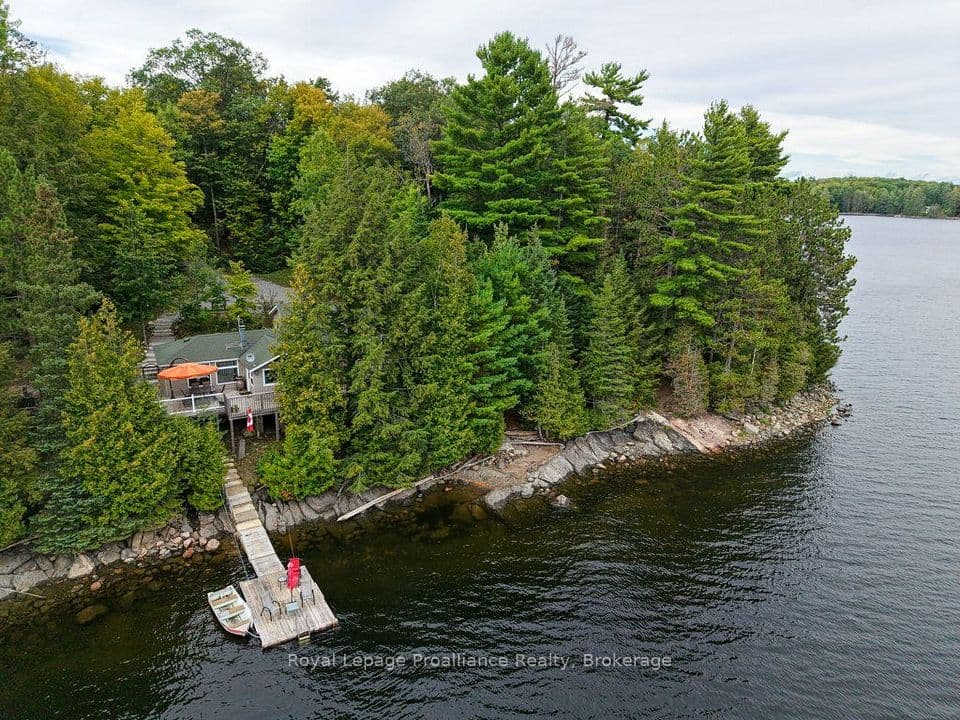 1077 Pukitis Trail, Highlands East, ON K0L 1A0 – main photo