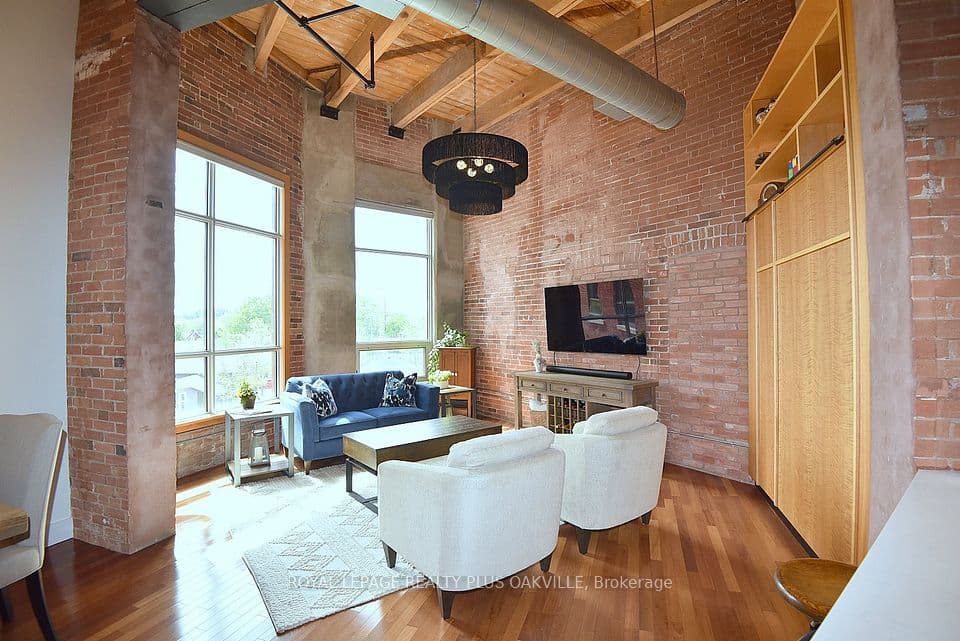 26 Ontario Street 310, Guelph, ON N1E 7K1 – main photo
