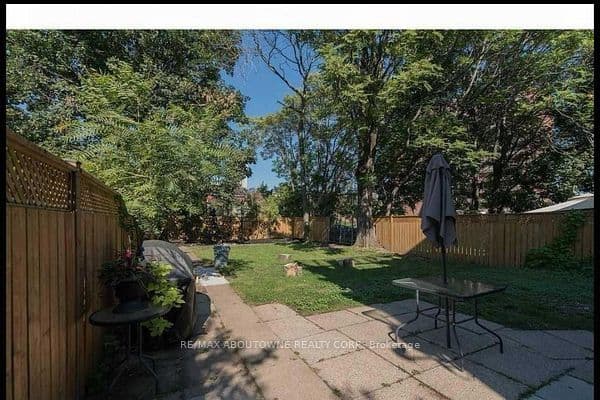 66 Wellington Street S, Hamilton, ON L8N 2R1 – photo 3