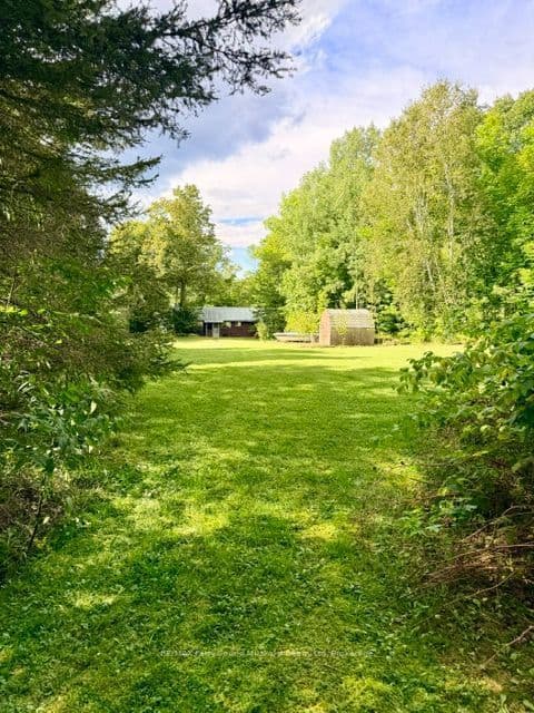 220 East Whalley Lake Road E, Magnetawan, ON P0A 1P0 – photo 3