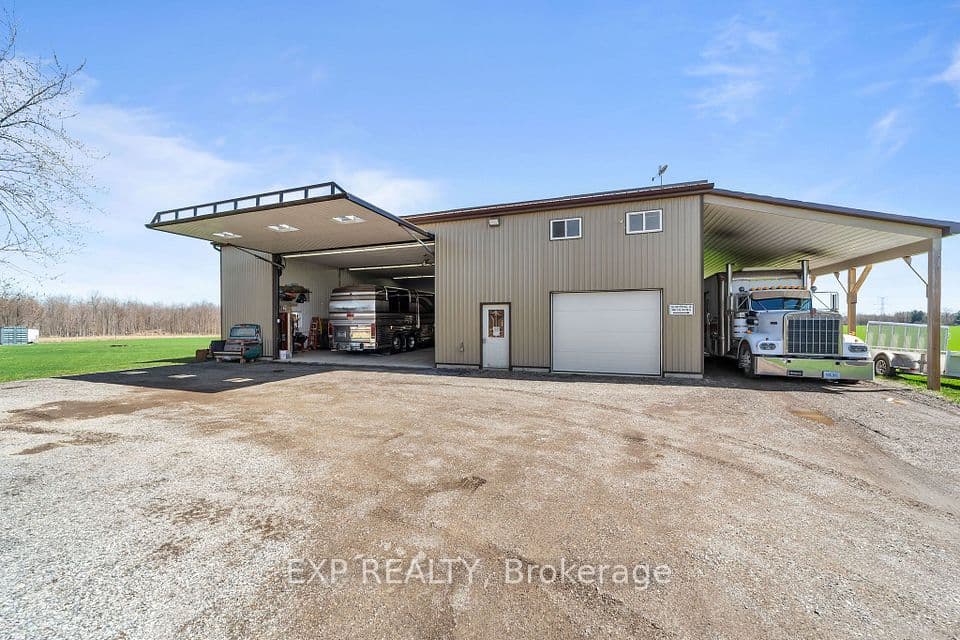 9221 Hickory Drive, Strathroy-Caradoc, ON N7G 3H3 – photo 2