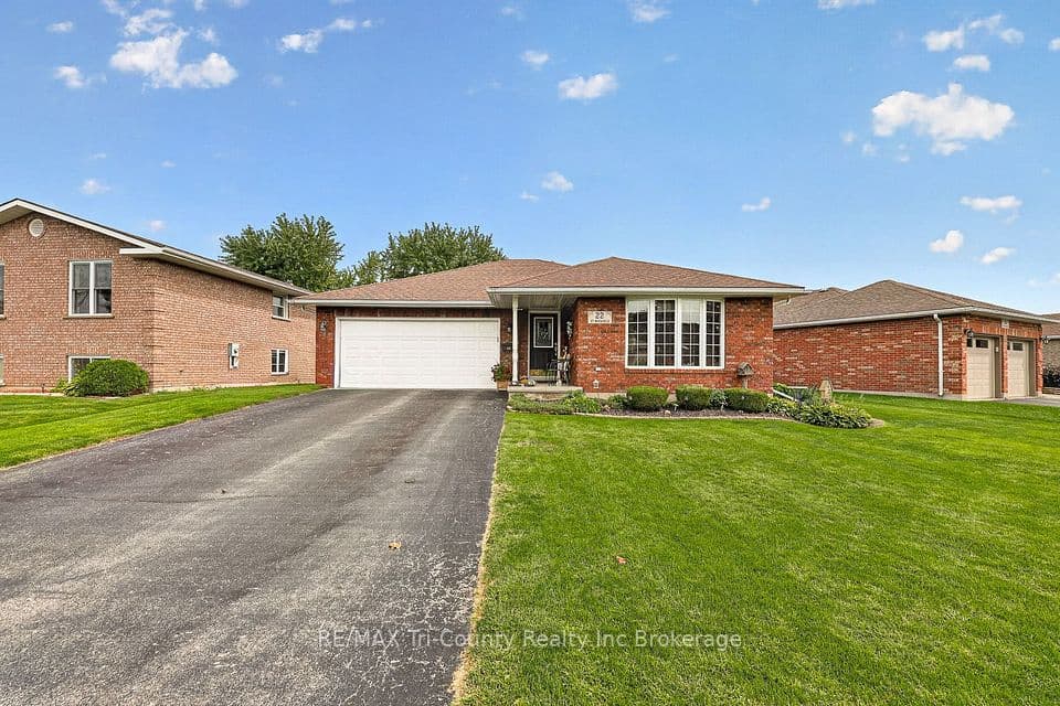 22 St Michael's Street, Norfolk, ON N4B 3C8 – photo 2