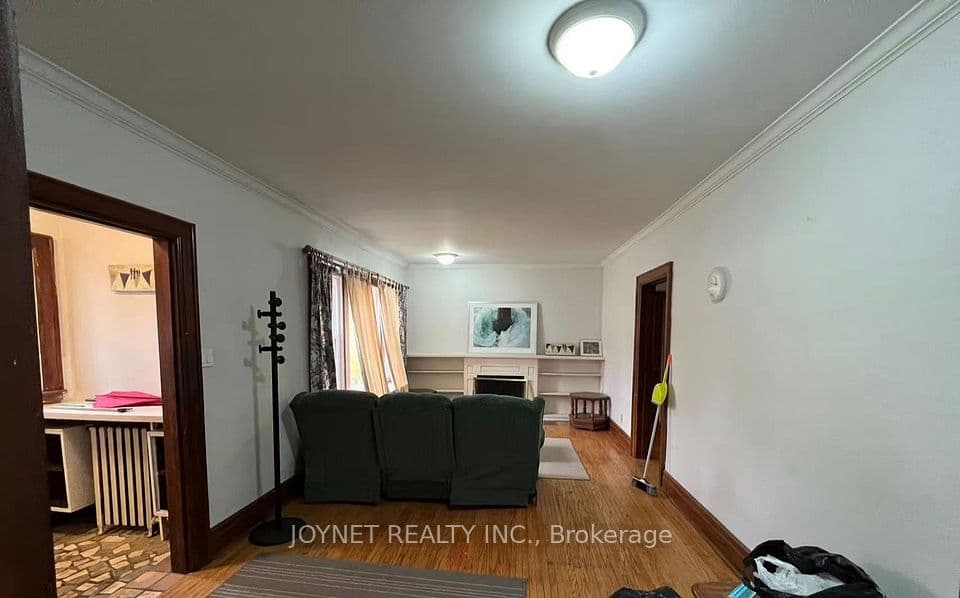 68 Whitton Road, Hamilton, ON L8S 4C7 – photo 2