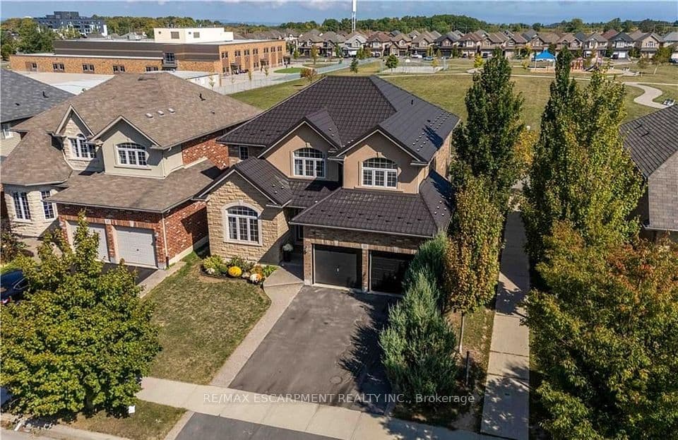 51 Showcase Drive, Hamilton, ON L0R 1P0 – main photo