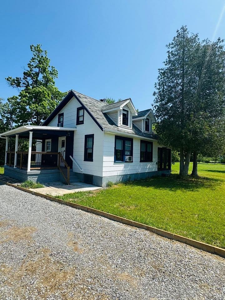 1726 Townline Road, Fort Erie, ON L2A 5M4 – main photo