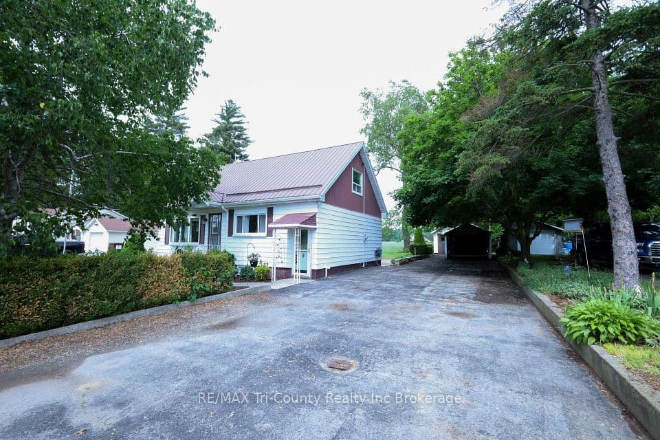 1360 Turkey Point Road, Norfolk, ON N3Y 4X1 – main photo