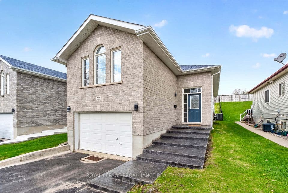733 Tanner Drive, Kingston, ON K7M 8Y2 – photo 2