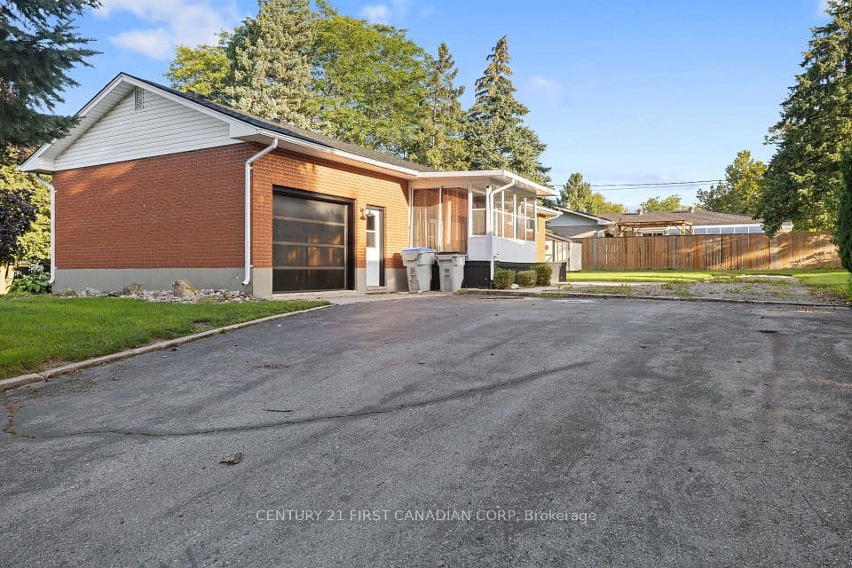 36 Orchard Street, South Huron, ON N0M 1S3 – photo 2